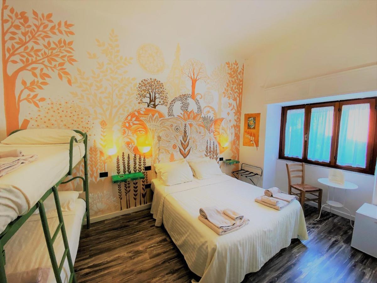 Hotel San Francesco E Il Lupo Губбіо Екстер'єр фото
